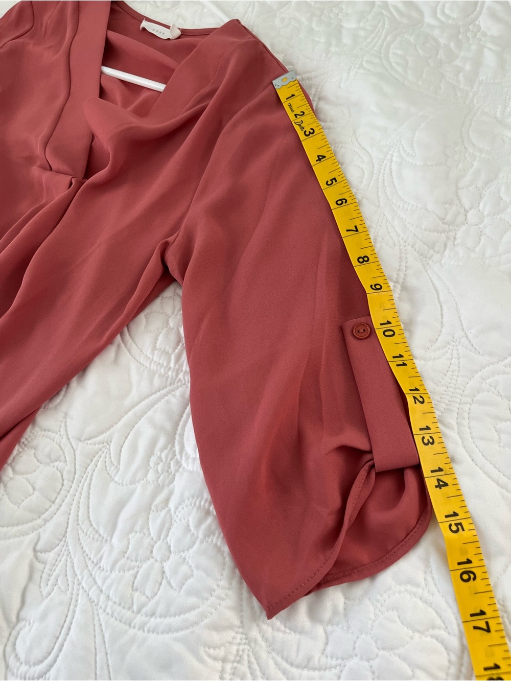 Lush Women’s V-Neck Blouse in Dusty Rose Size XS - Picture 11 of 11